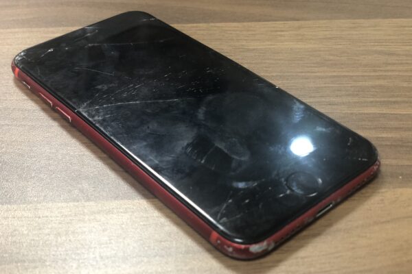 iphone8修理前の写真