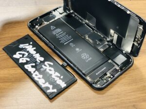 iphone8のバッテリー交換後の写真
