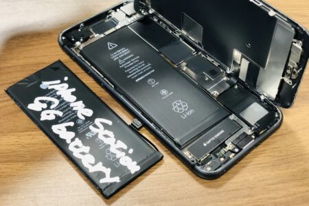 リペガレ通信【iphone8 バッテリー交換】